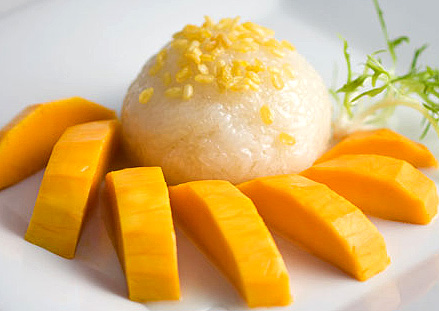 photo of mango sticky rice
